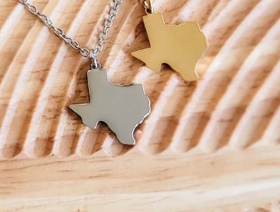 Engravable State Pendant Necklaces